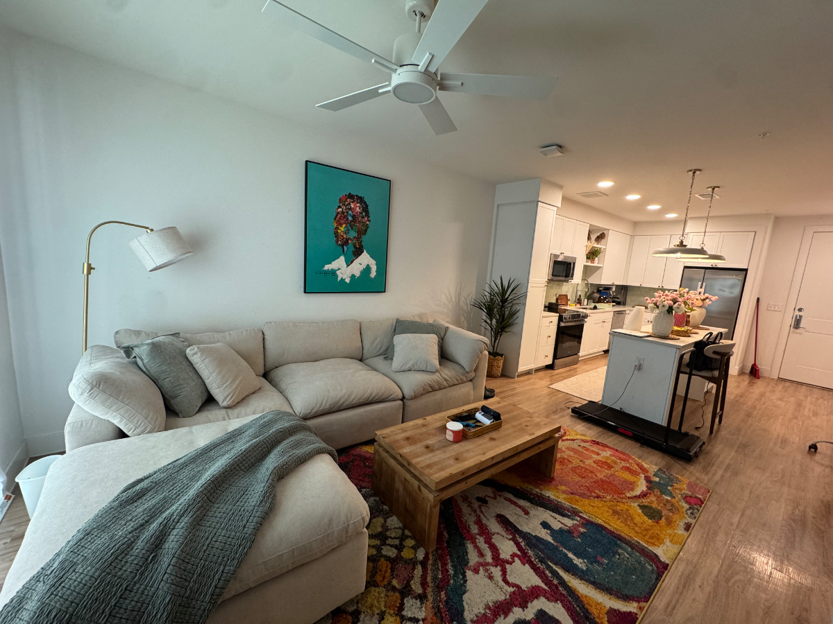 Spacious Furnished 1BR in North Austin. Flexible Lease Through Dec. 1 - Photo 4