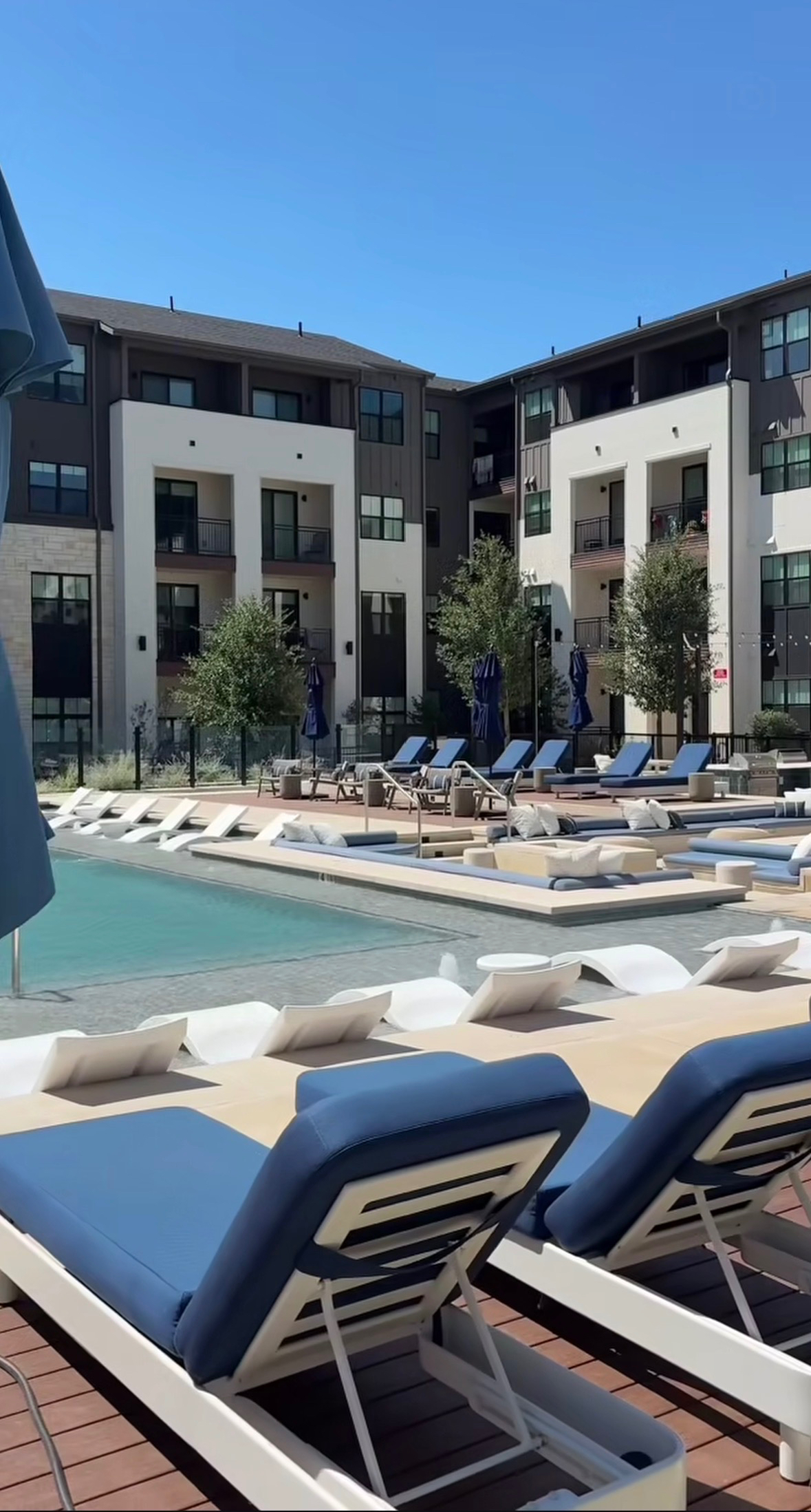 Spacious Furnished 1BR in North Austin.  Flexible Lease Through Dec. 1 - Photo 11