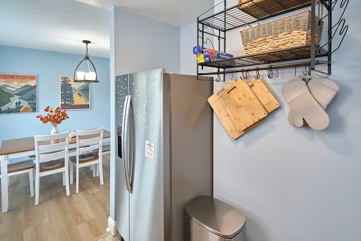 Downtown Cozy Townhouse - Photo 7