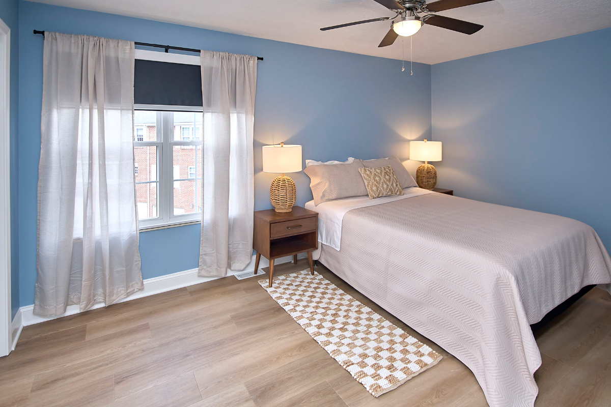 Downtown Cozy Townhouse - Photo 9