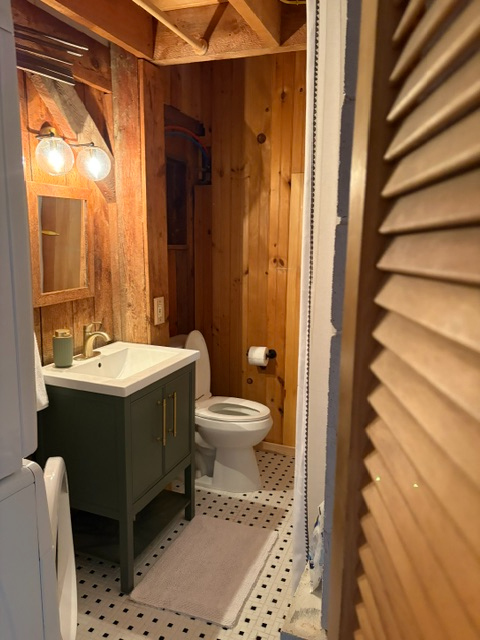**Currently Booked through August28, 2027** Hillside retreat with modern finishes near Cooperstown a - Photo 8