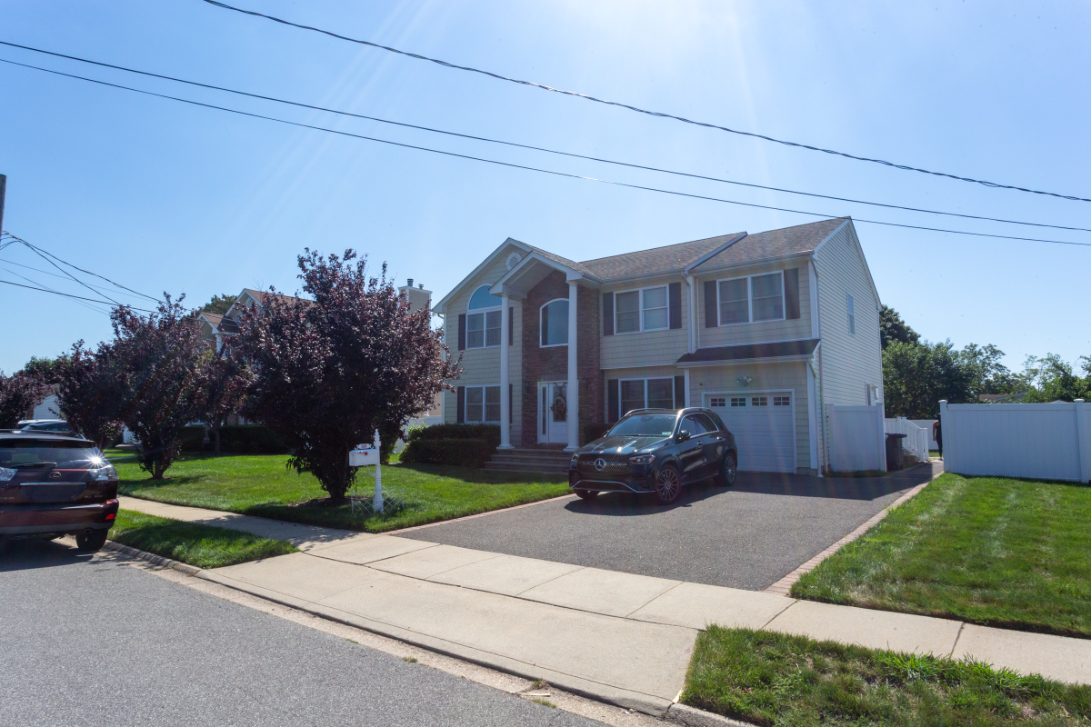 Short-Term Living, Elevated with Comfort & Sophistication - Photo 1