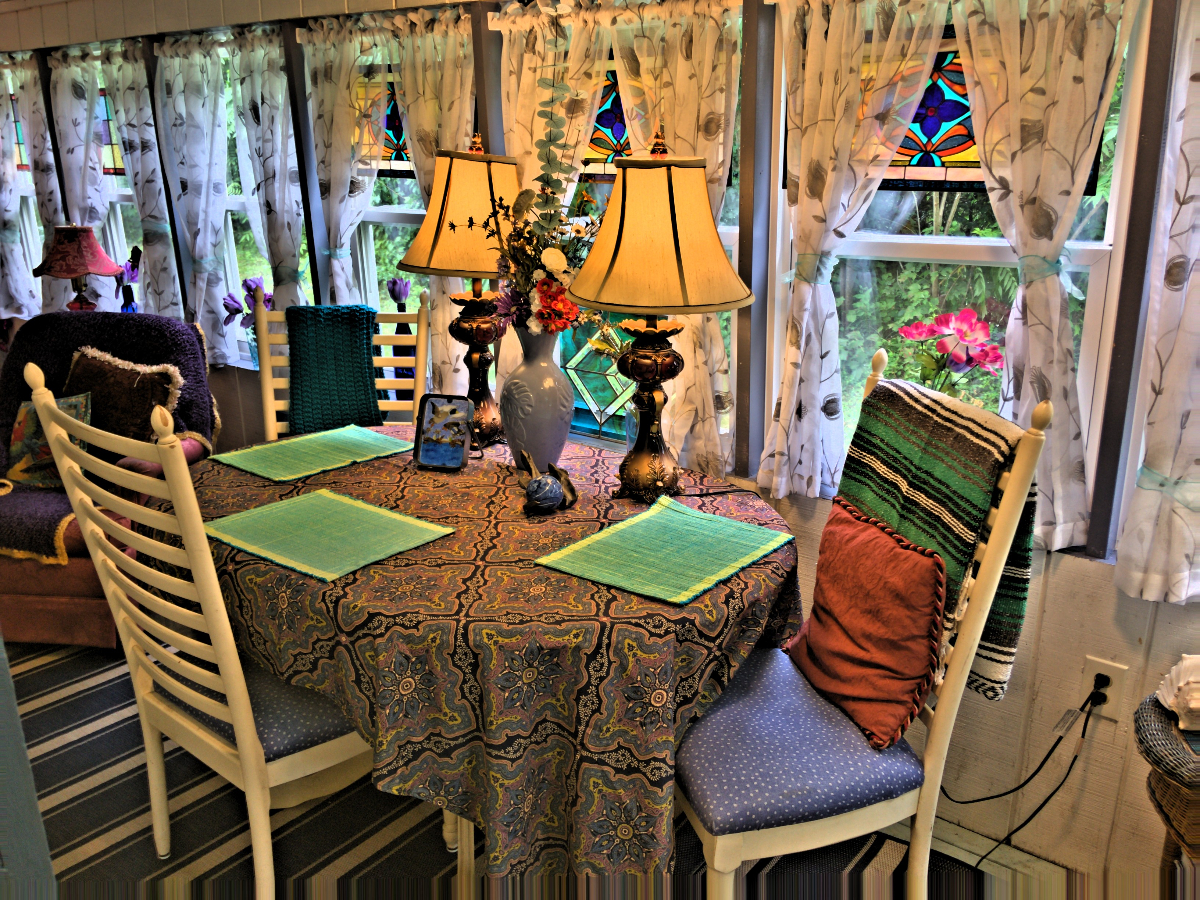 Peaceful Furnished Lake Champlain Cottage Near Burlington-Ideal for 1-4 Month Stays - Photo 12