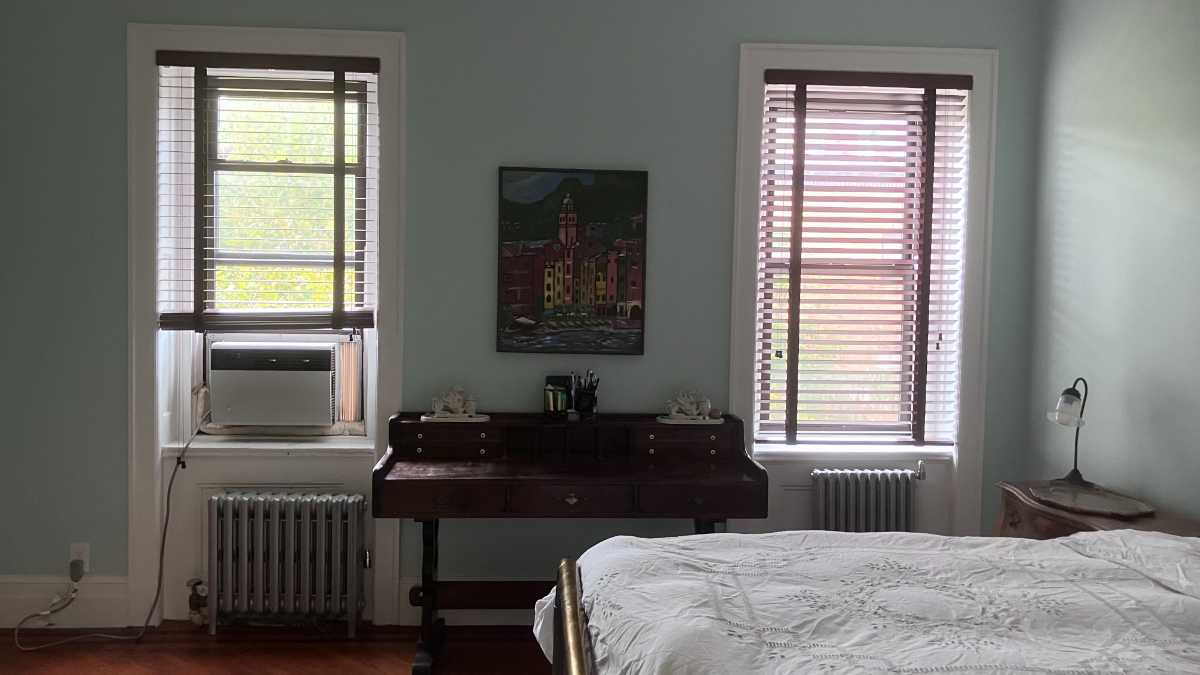 Share an Entire Townhouse - Your Own Private Floor with Bedroom, Bathroom & Laundry - Photo 9