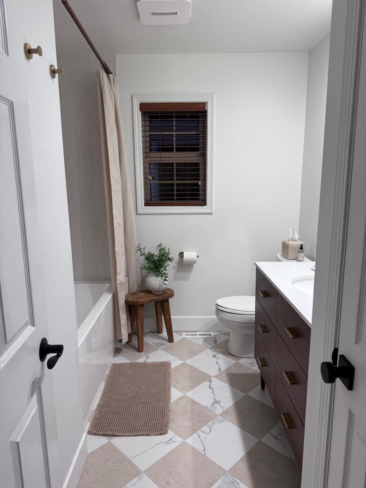Remodeled 3BR/2.5BA with Detached Office minutes to downtown Bend - Photo 5