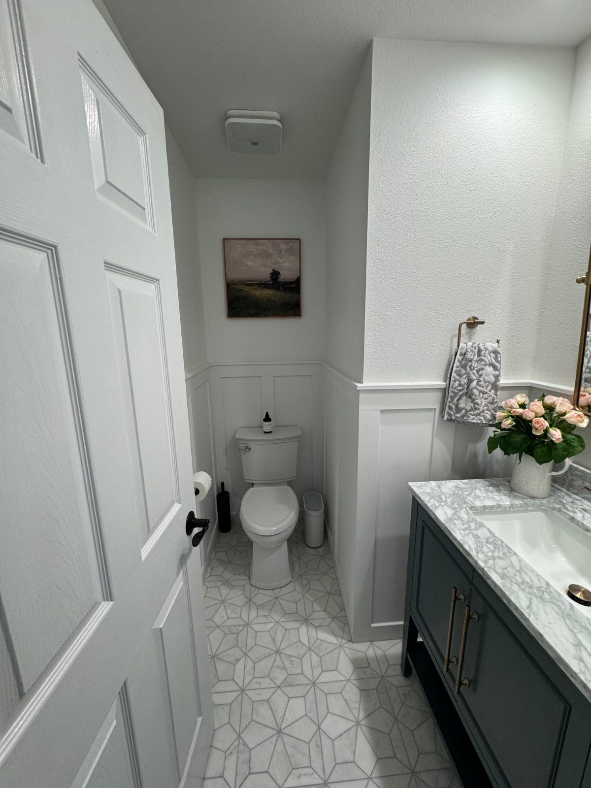 Remodeled 3BR/2.5BA with Detached Office minutes to downtown Bend - Photo 6