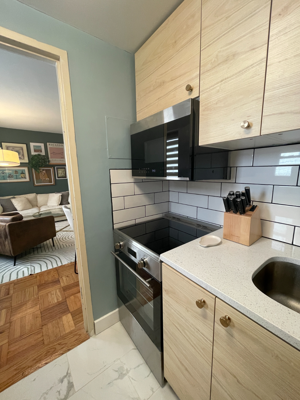 Cute and cozy 1-bedroom next to Foggy Bottom Metro - Photo 6