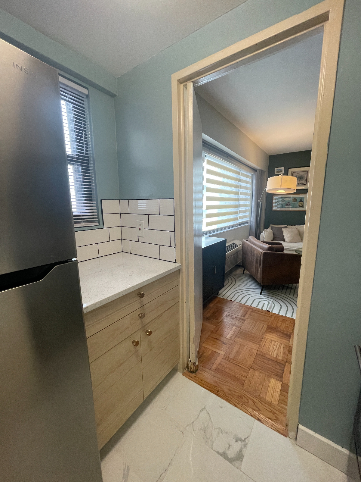Cute and cozy 1-bedroom next to Foggy Bottom Metro - Photo 7
