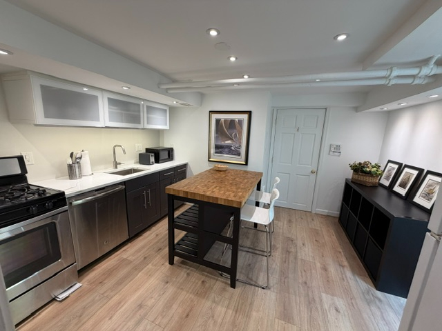 Furnished 1BR/BA--just renovated - Photo 1