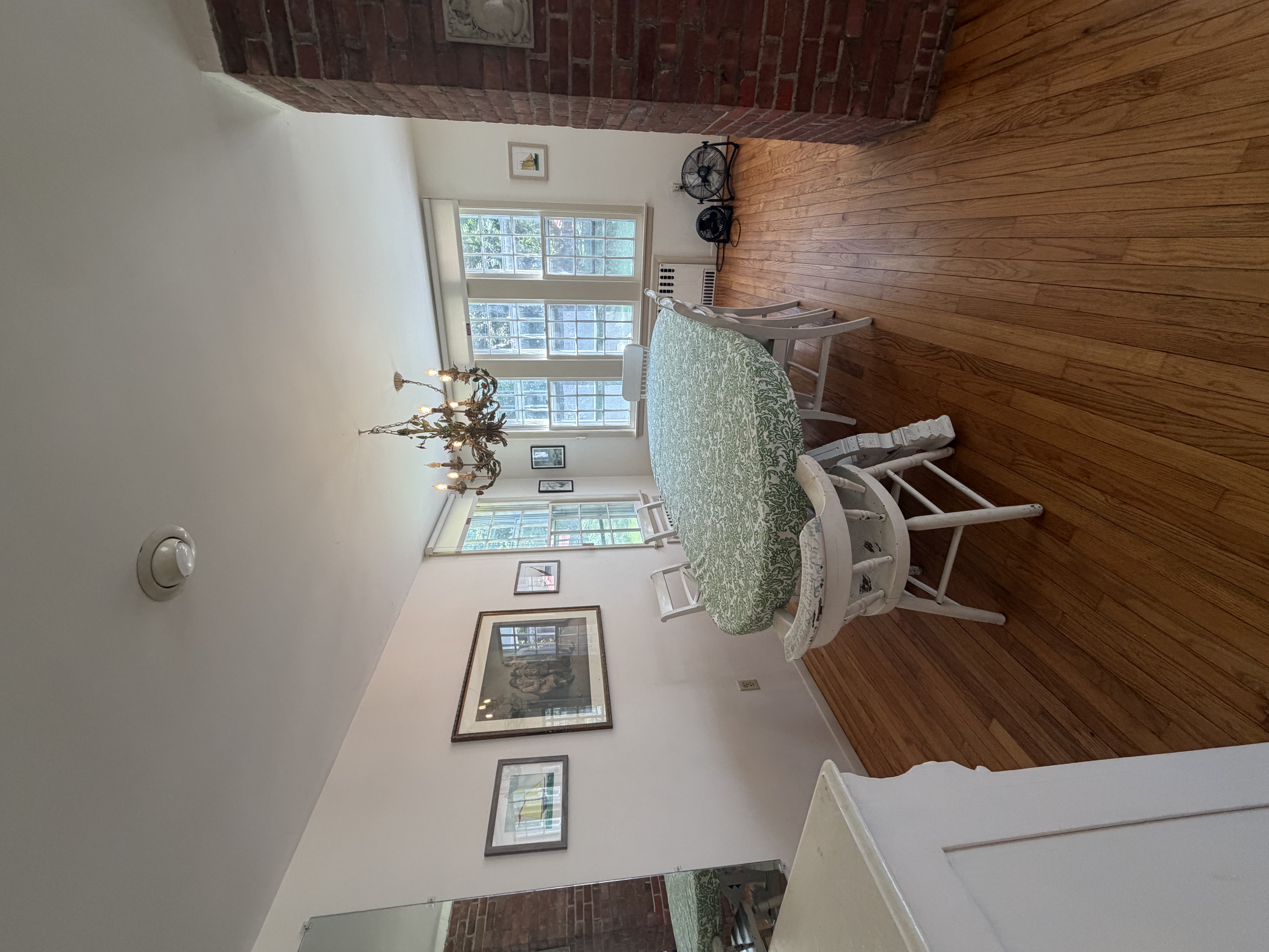 GATE HOUSE on Waterfront Estate - Photo 9