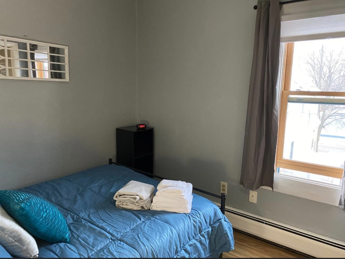 Private room Burlington - Photo 6