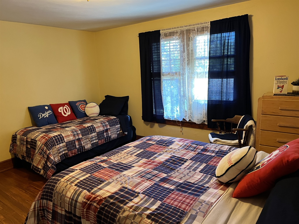 Furnished Home With Finished Basement And Outdoor Living - Photo 8