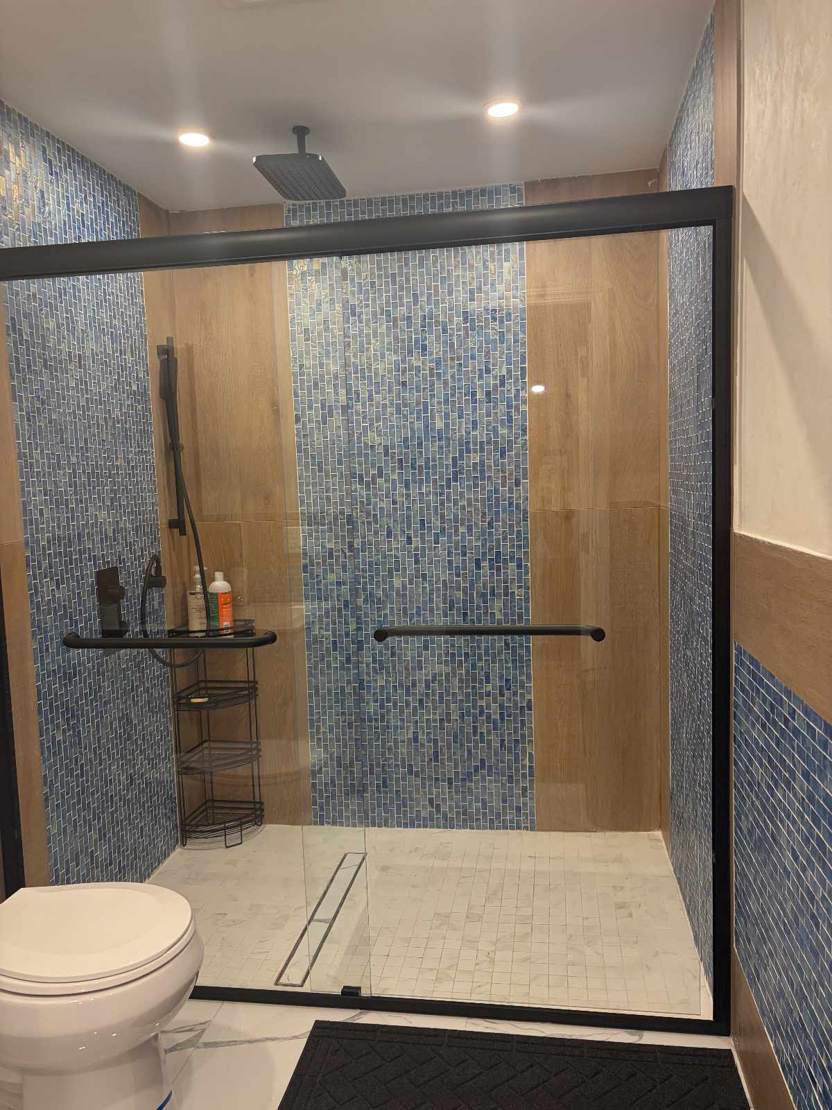Private 1-Bedroom Apartment with Separate Entrance, Pool Access & Parking - Photo 6