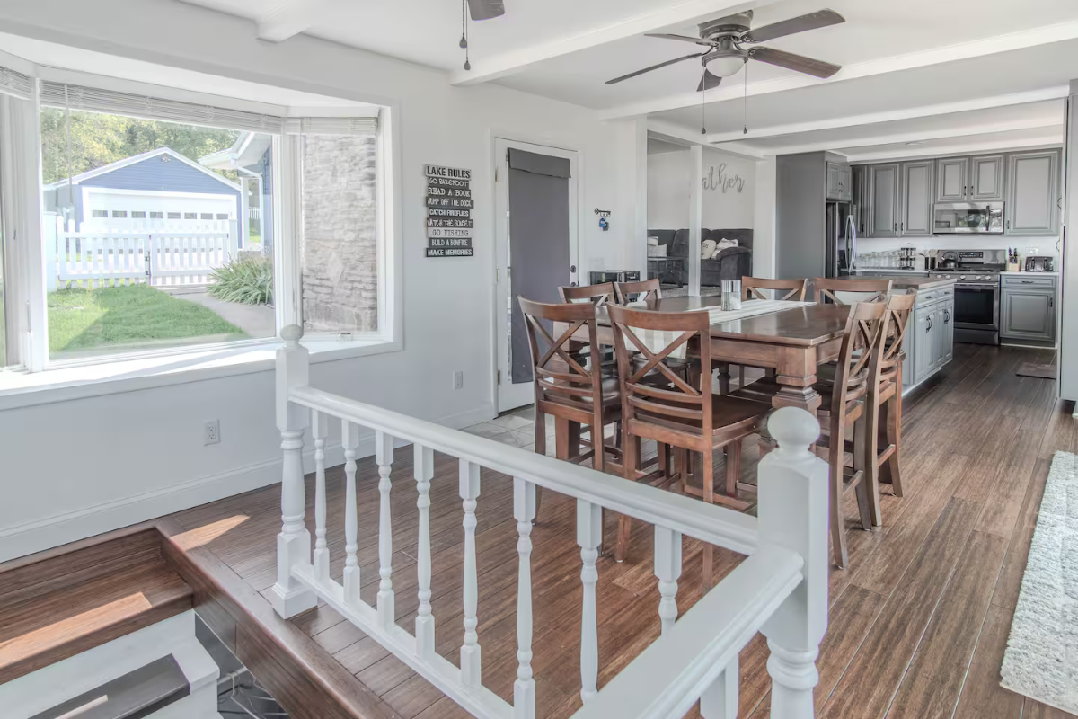 Lakefront 4-Bedroom Home Near Samaritan Medical Center And Watertown - Photo 8