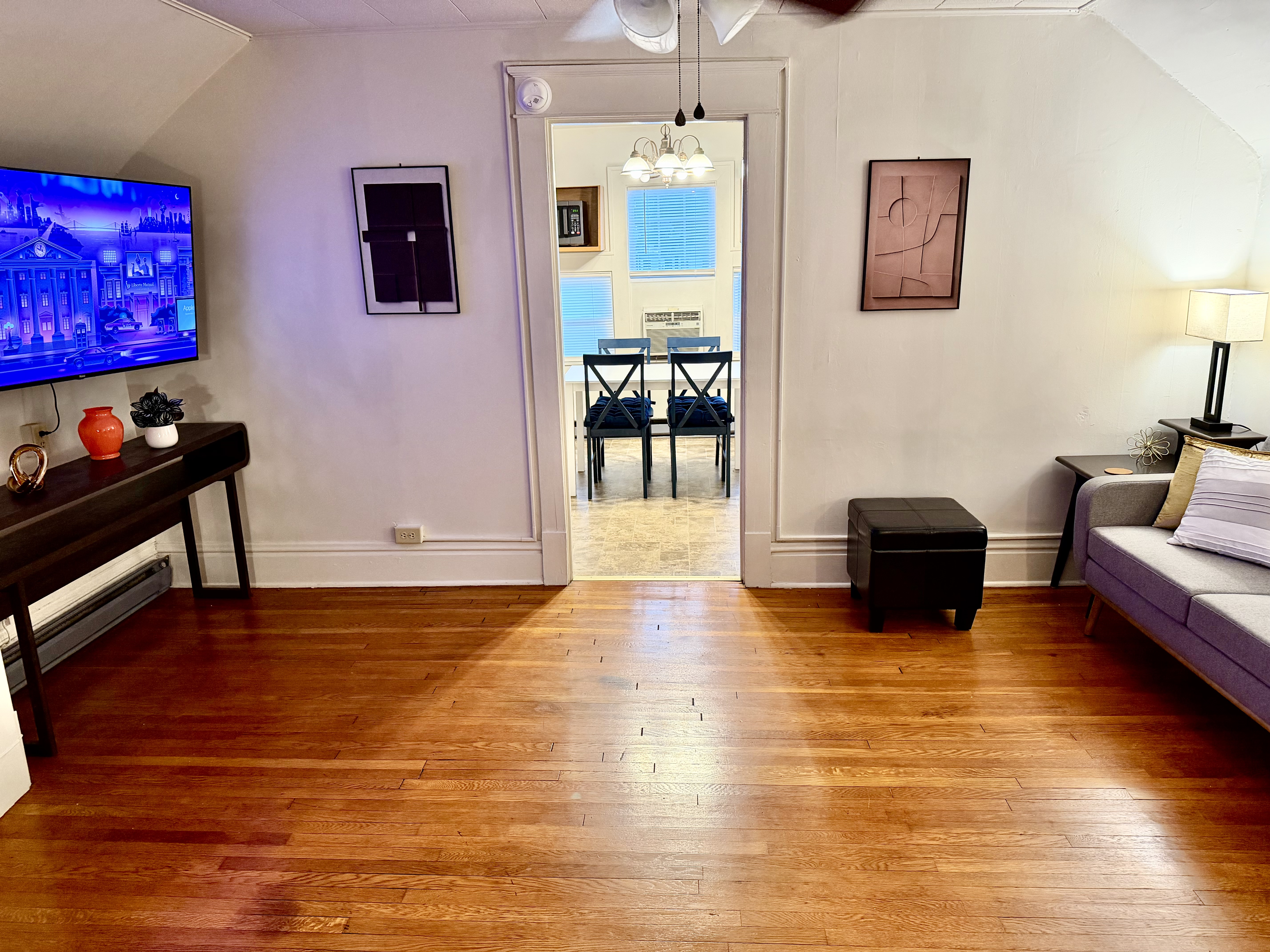 Ritter Park, "Penthouse" Apartment, Quiet Neighbors, Very Nicely Decorated, Flexible Lease Terms - Photo 8