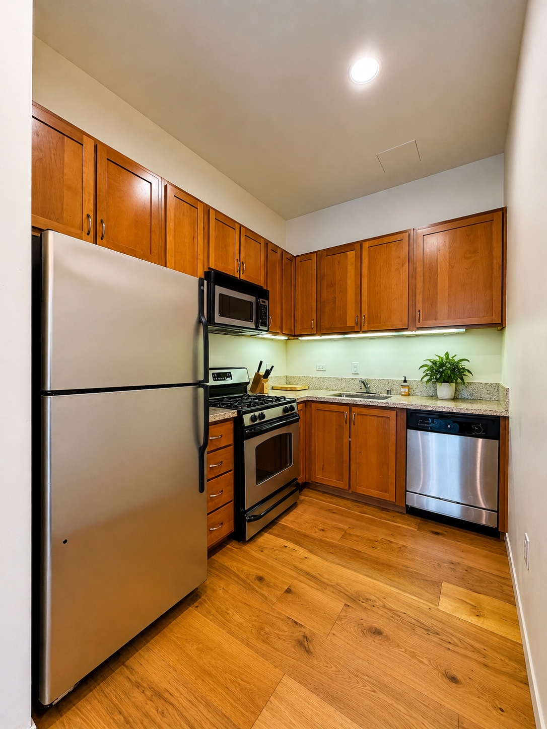 Right in the Heart of It: Gorgeous 1-Bed Near Golden 1 Center with Dedicated Parking - Photo 4