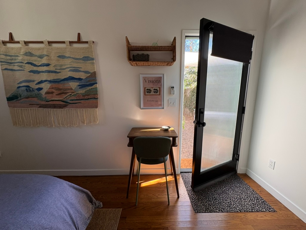 Cozy Frogtown Studio on a Quiet Block - Photo 1