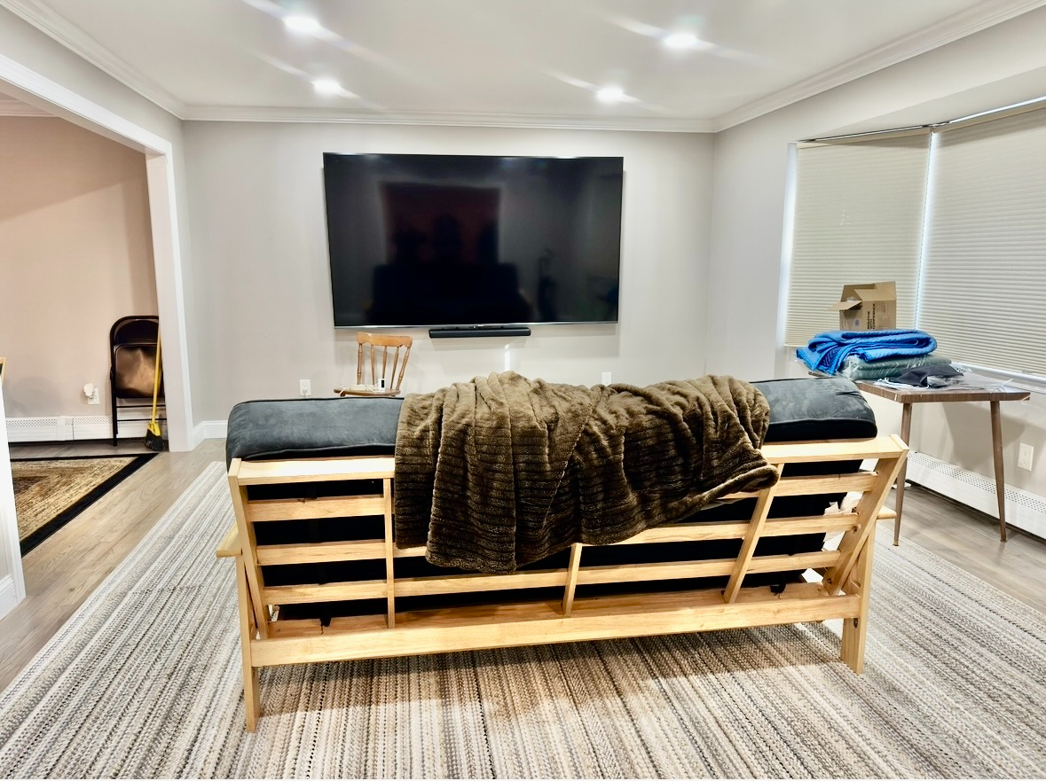 Private Room in Amenity-Filled Home - Utilities Included, Wifi, Laundry and more included! - Photo 3