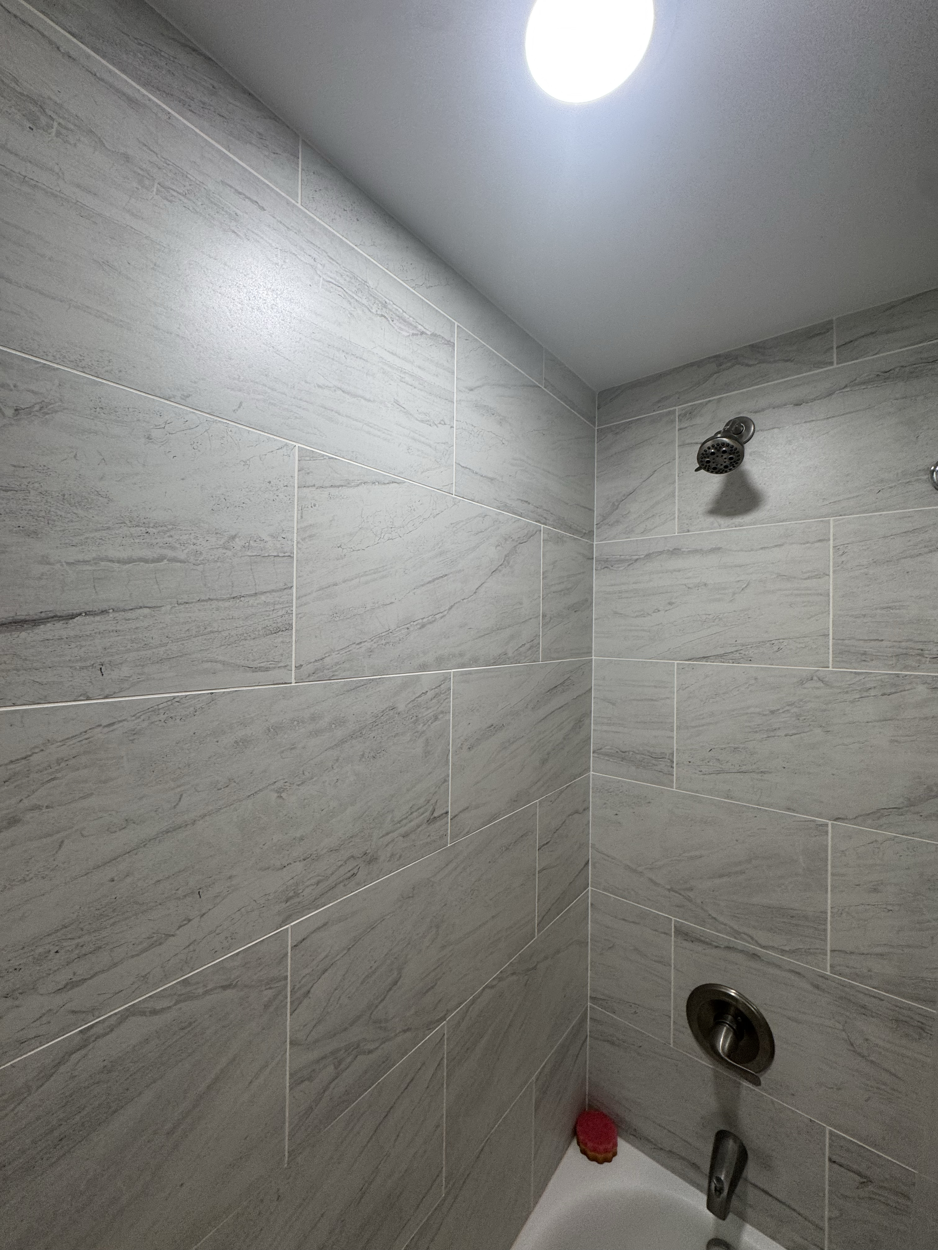 Modern Furnished 2BR Condo l Brand-New Interiors, In-Unit Laundry & Outdoor Living l Utilities Inclu - Photo 12