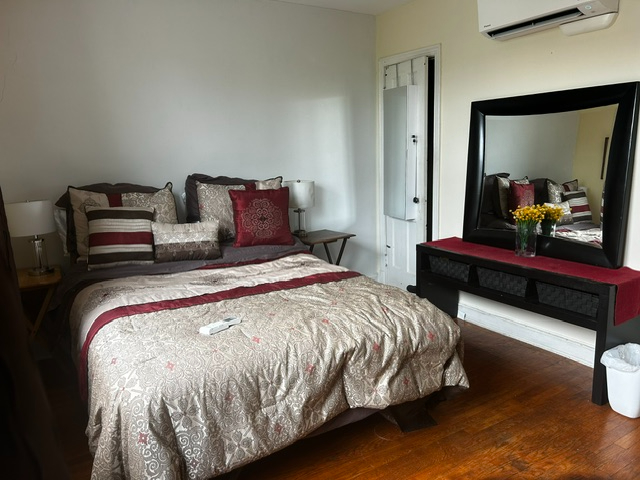 Comfortable two-bedroom townhome near H Street and Union Market - Photo 7