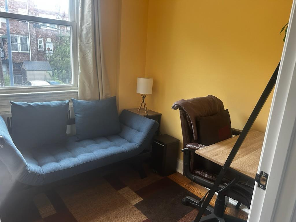 Comfortable two-bedroom townhome near H Street and Union Market - Photo 1