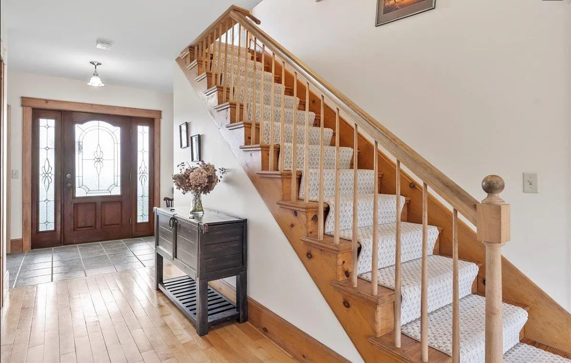 111 Cooper Hill- 3 BR 2.5 BA in East Dover- Avail 12/1 - Photo 2