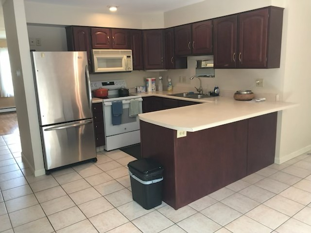 Country WRJ Condo Minutes from Work and Play - Photo 9