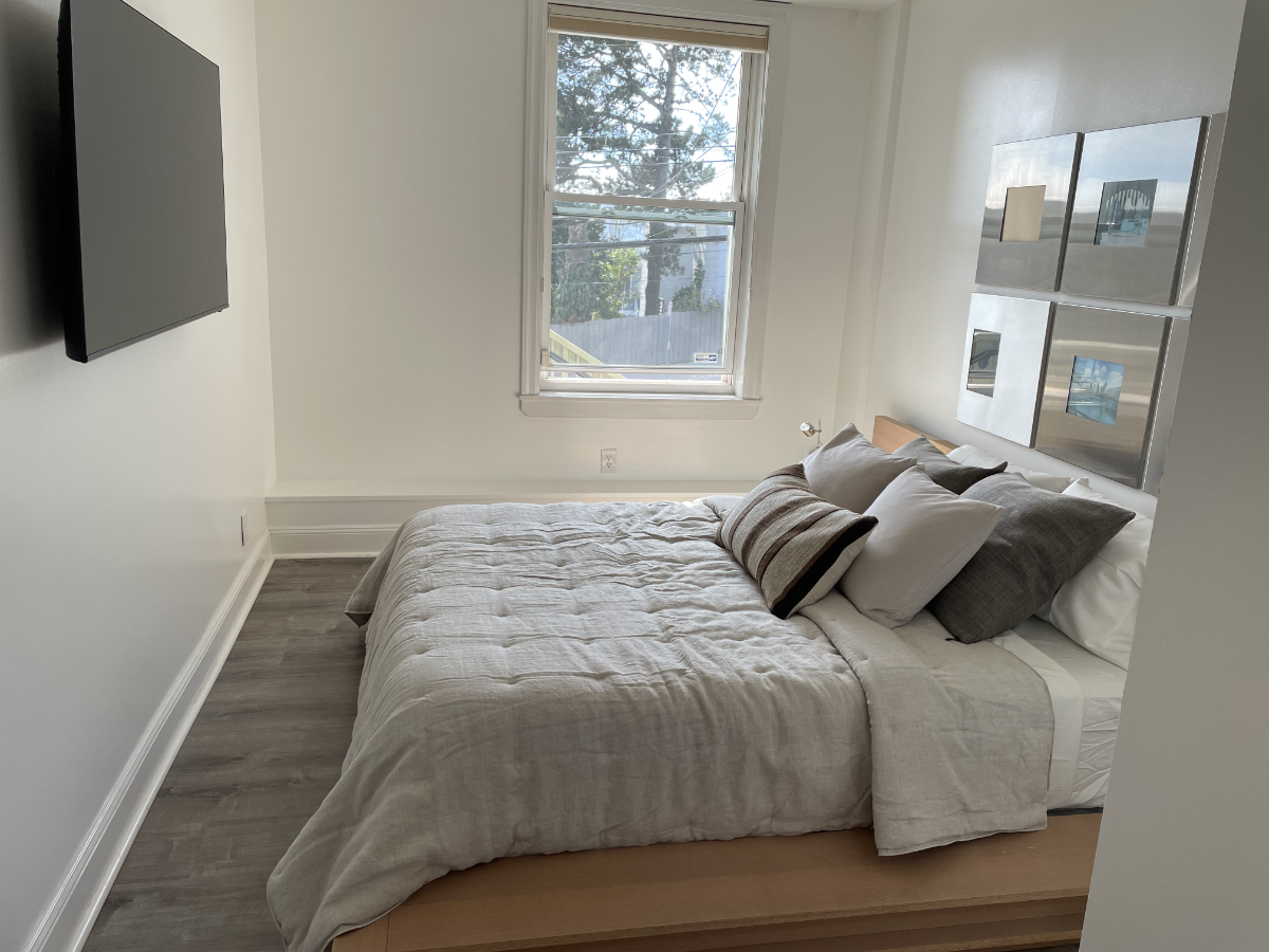 City views, extra space, and a convenient Potrero Hill location - Photo 4