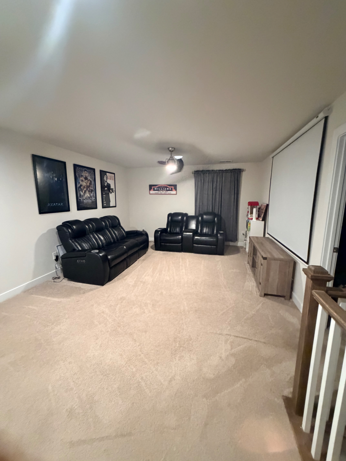 Spacious Queen Room with New Furnishings & Blackout Curtains - Photo 12