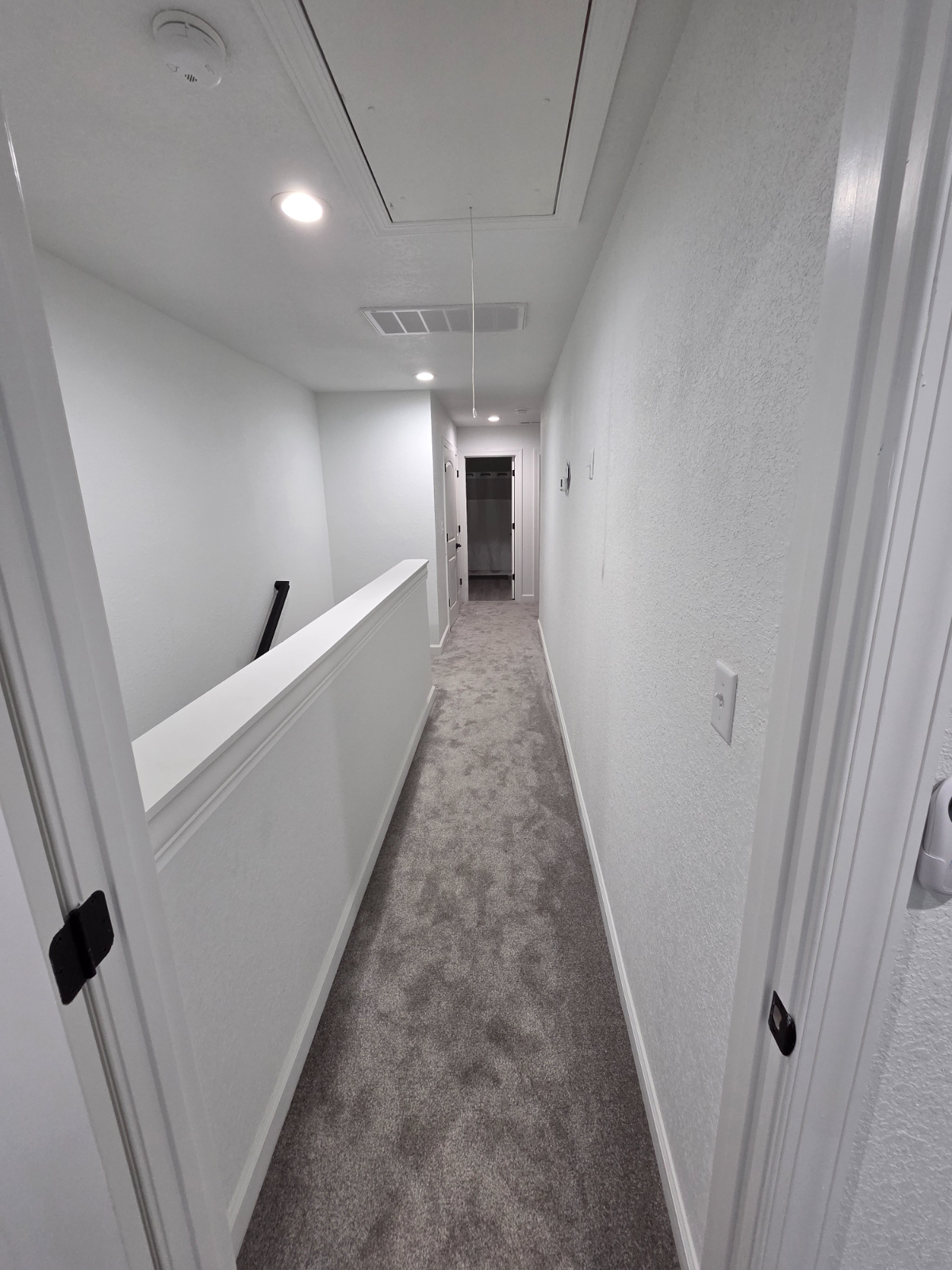 Executive Queen Suite | Private En-Suite Bath & Parking - Photo 5