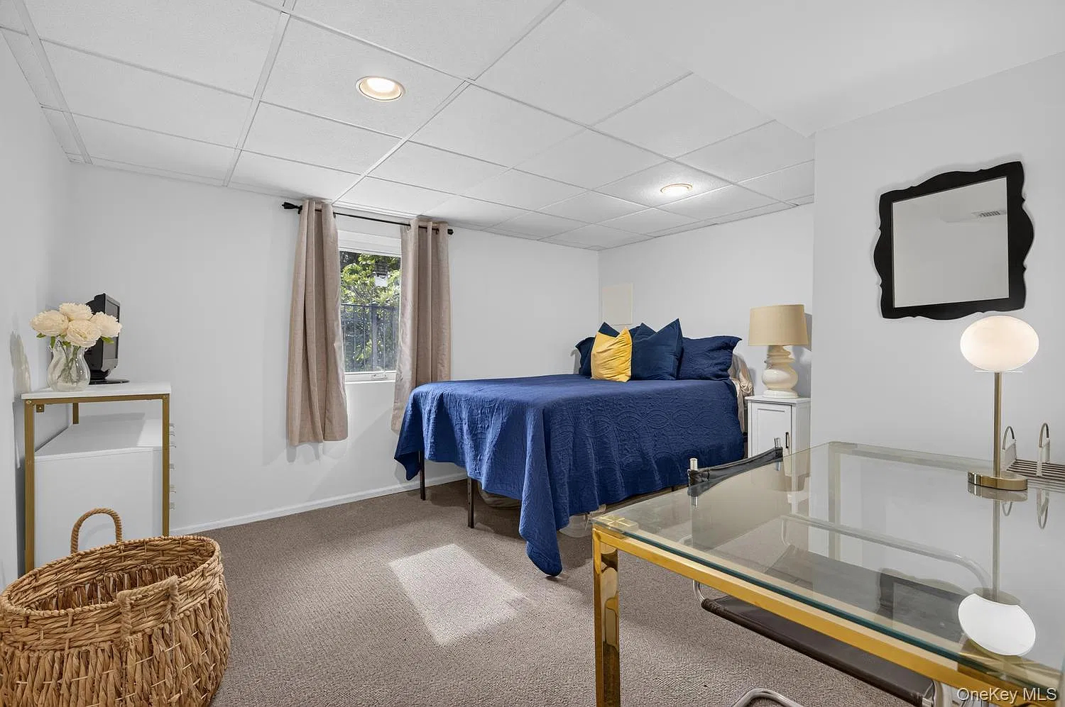 Bright & Spacious First-Floor Apartment in East Northport - Photo 7