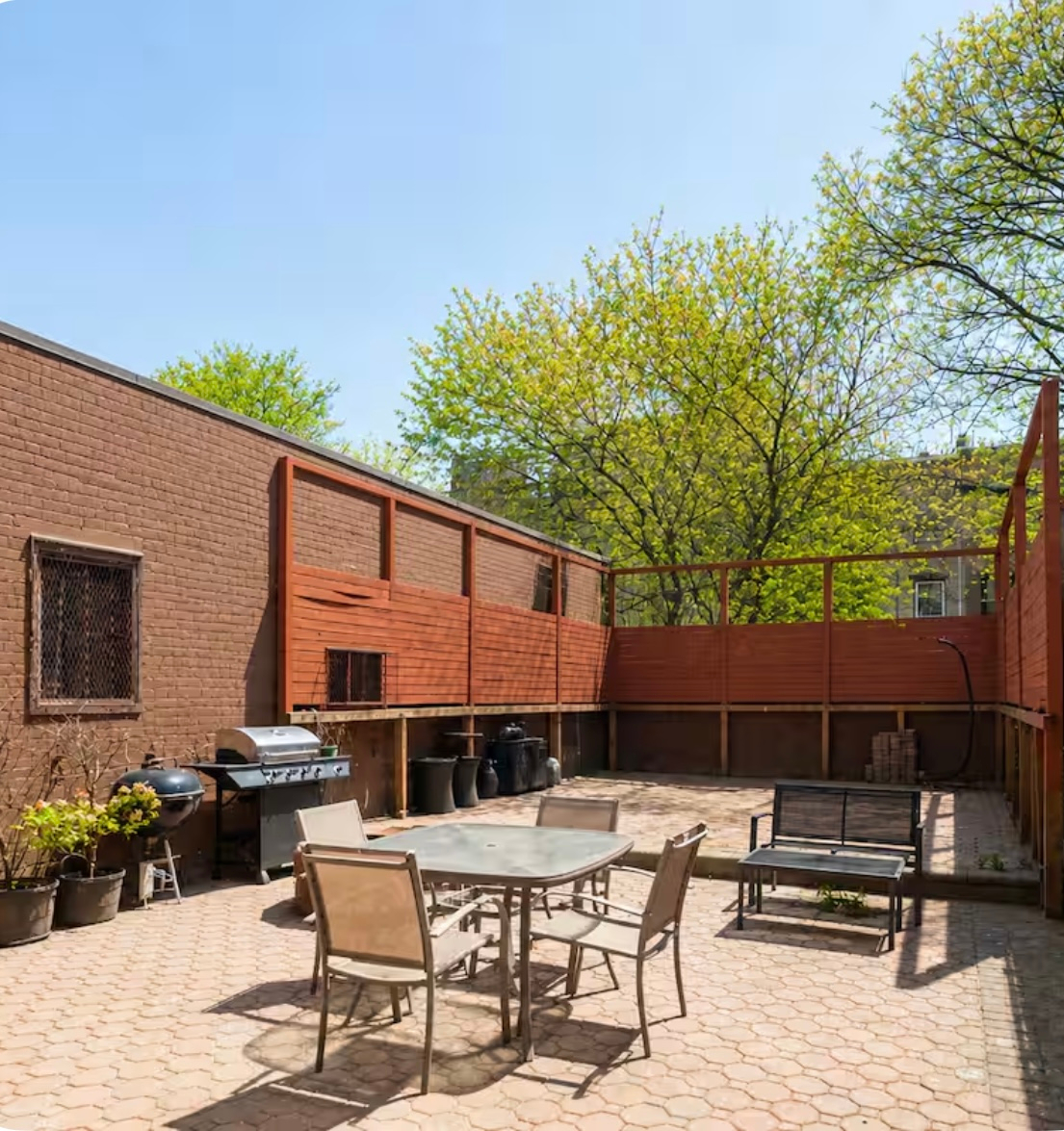 Luxury Furnished Corporate/Mid-Term Rental in Bed-Stuy - Photo 4