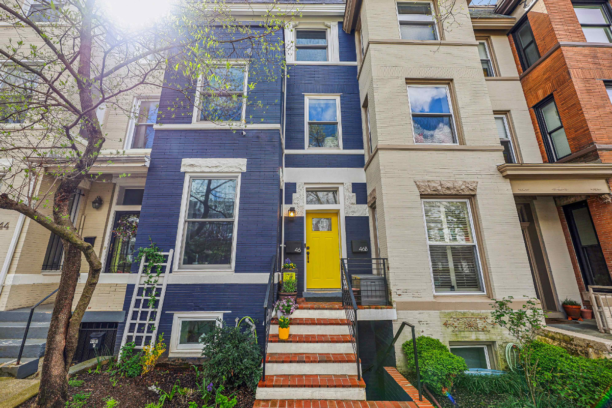 Fully-furnished, pet-friendly, park-facing home. All utilities included- for rent by owner! - Photo 12
