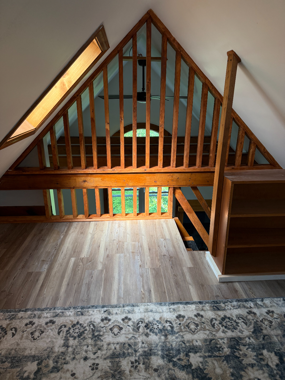 SKIERS WELCOME! NEWLY RENOVATED/fully furnished 2 bed/1 bath apartment in private neighborhood les - Photo 4