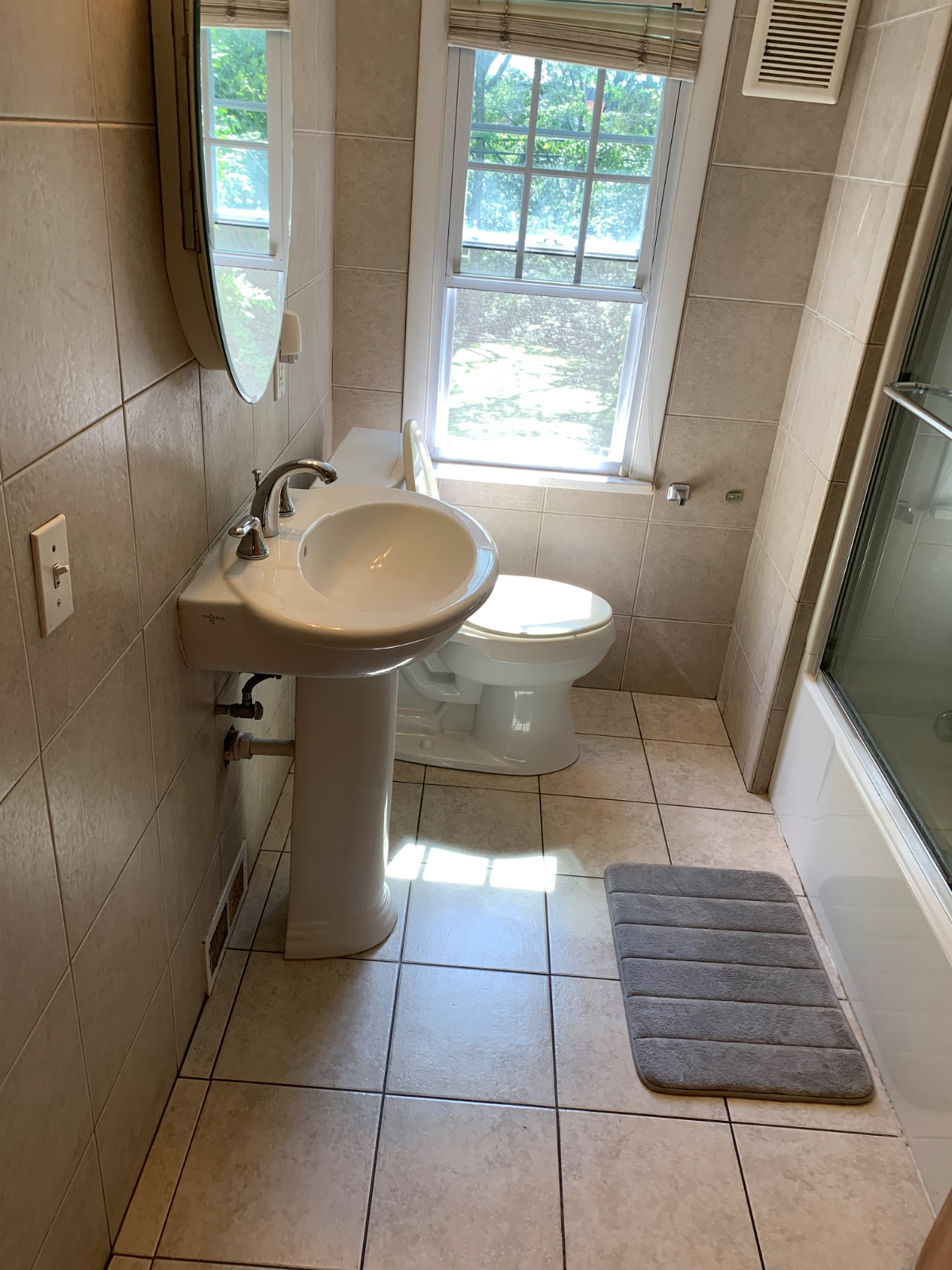 Private bedroom available now walking distance from U of R/ strong Hospital MED CTR - Photo 4