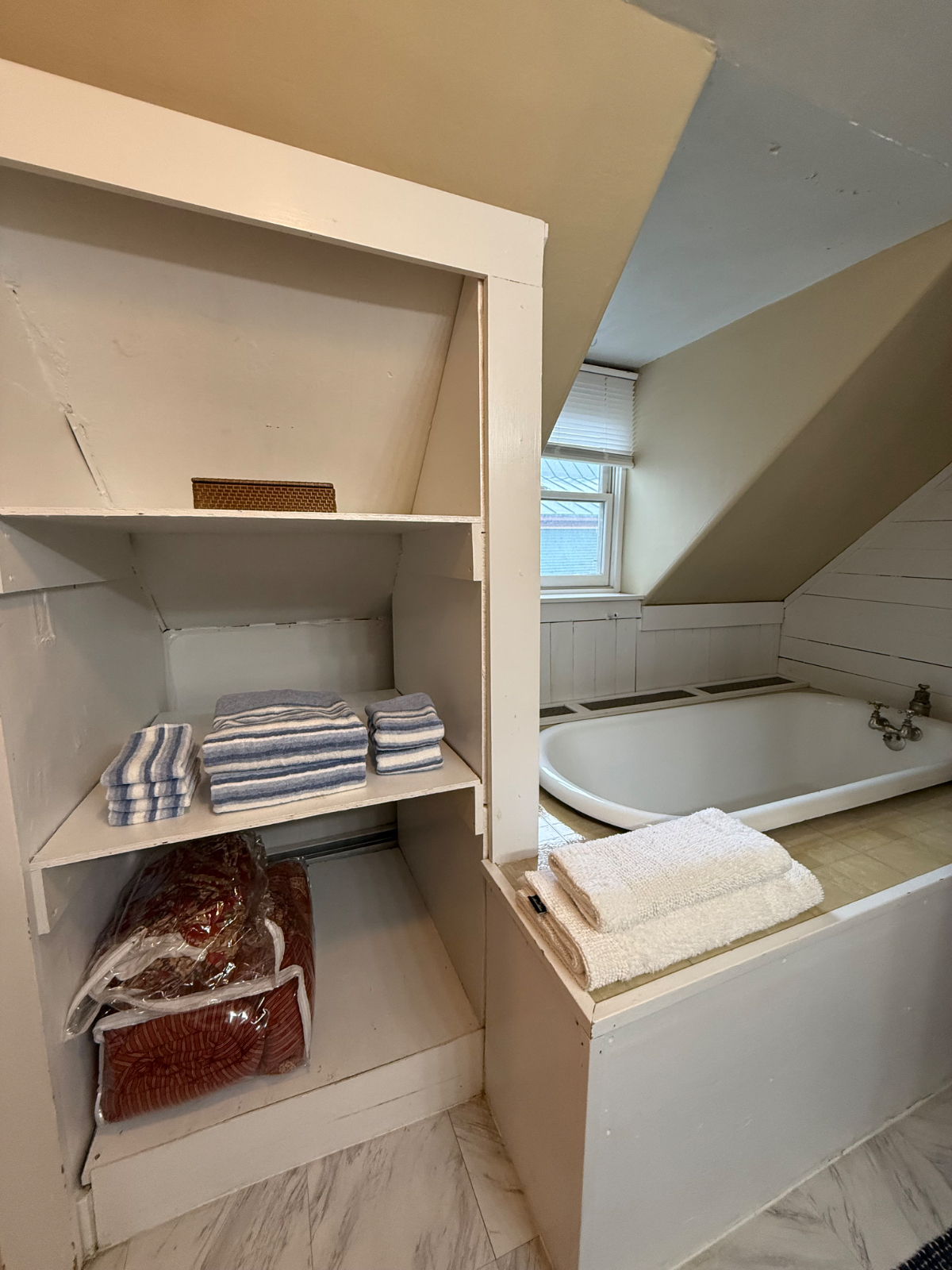 Cozy 1BR Apartment on Chester Green | Walk to Shops & Dining - Photo 9