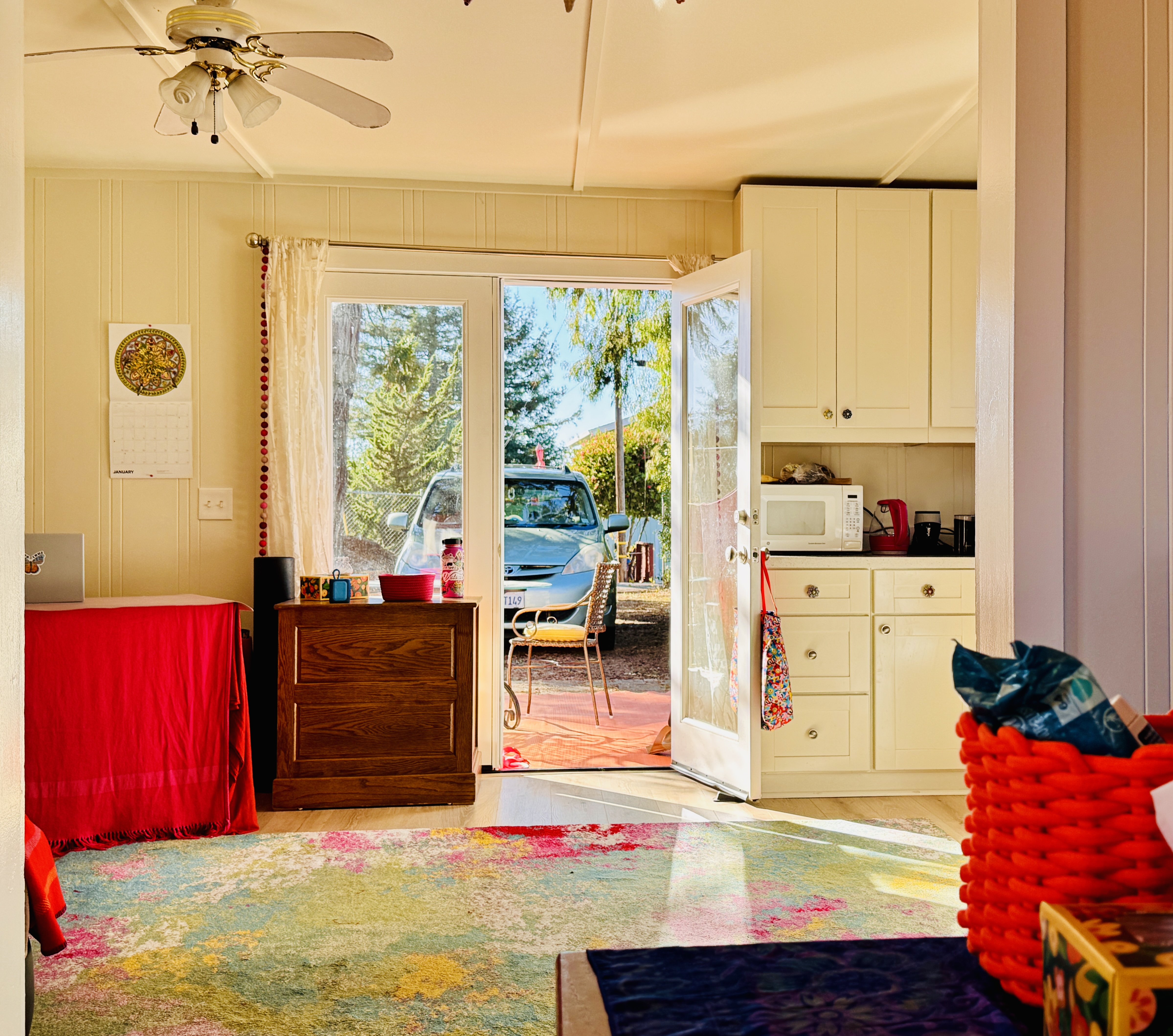 Private Sunny Cottage - Country Setting - Steps from Lake - Photo 6