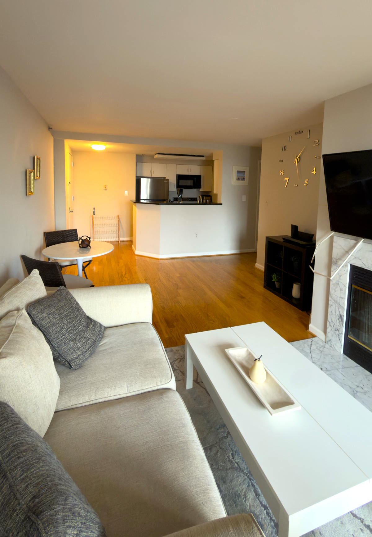 High-End 1 BD Apartment in the Heart of DC - Photo 3
