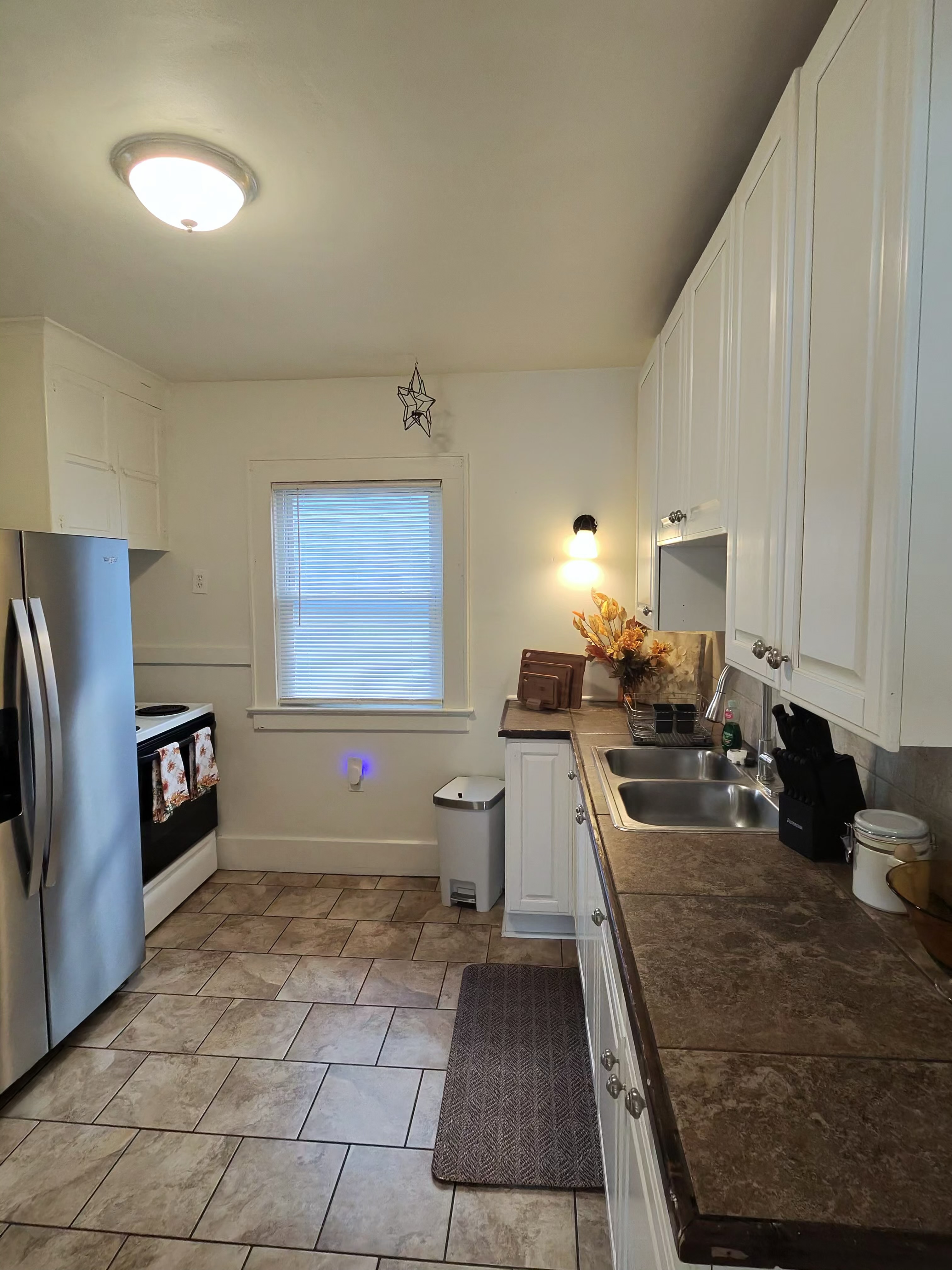 Fully Furnished 3BR Home Minutes from URMC & U of R - Move-In Ready - Photo 8
