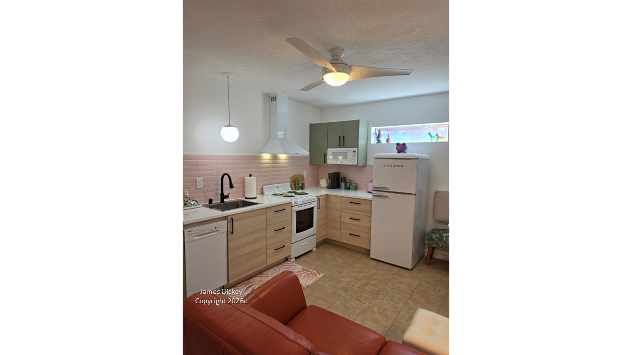 Lovely New Private Guest Quarters 10 Minutes from 3 Hospitals - Photo 9