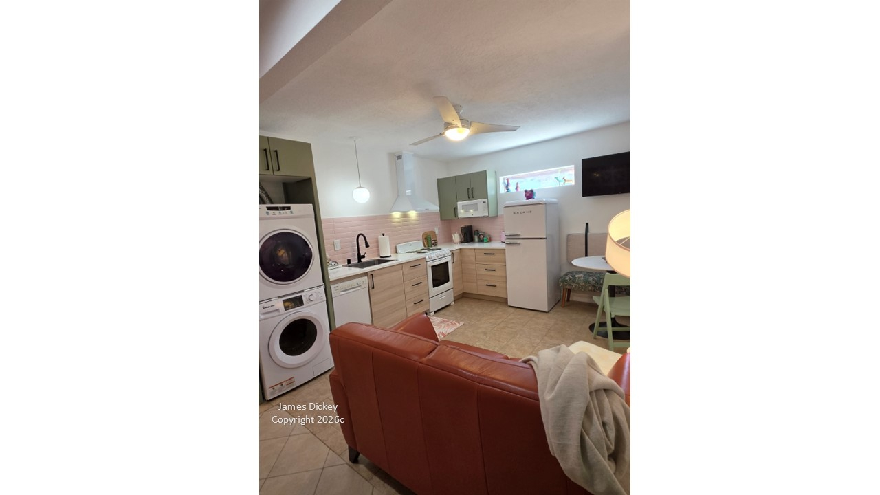 Lovely New Private Guest Quarters 10 Minutes from 3 Hospitals - Photo 7