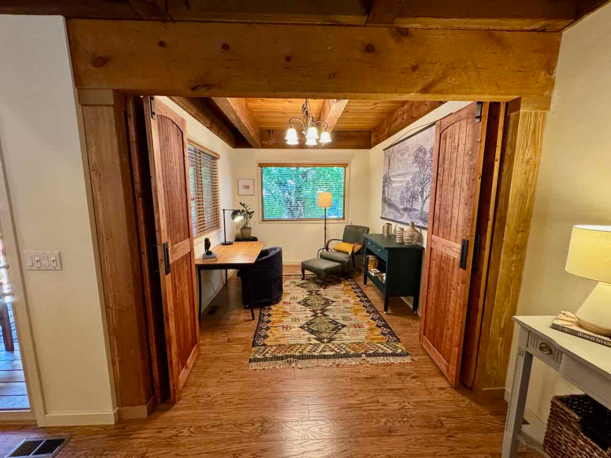 3BR Near Sawyer Park | King Bed & Bunk Room - Photo 5