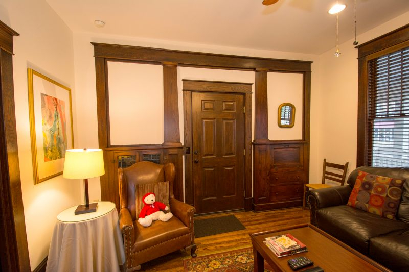 FULLY furnished, drop your Bags, Live and / or Go Explore! - Photo 6