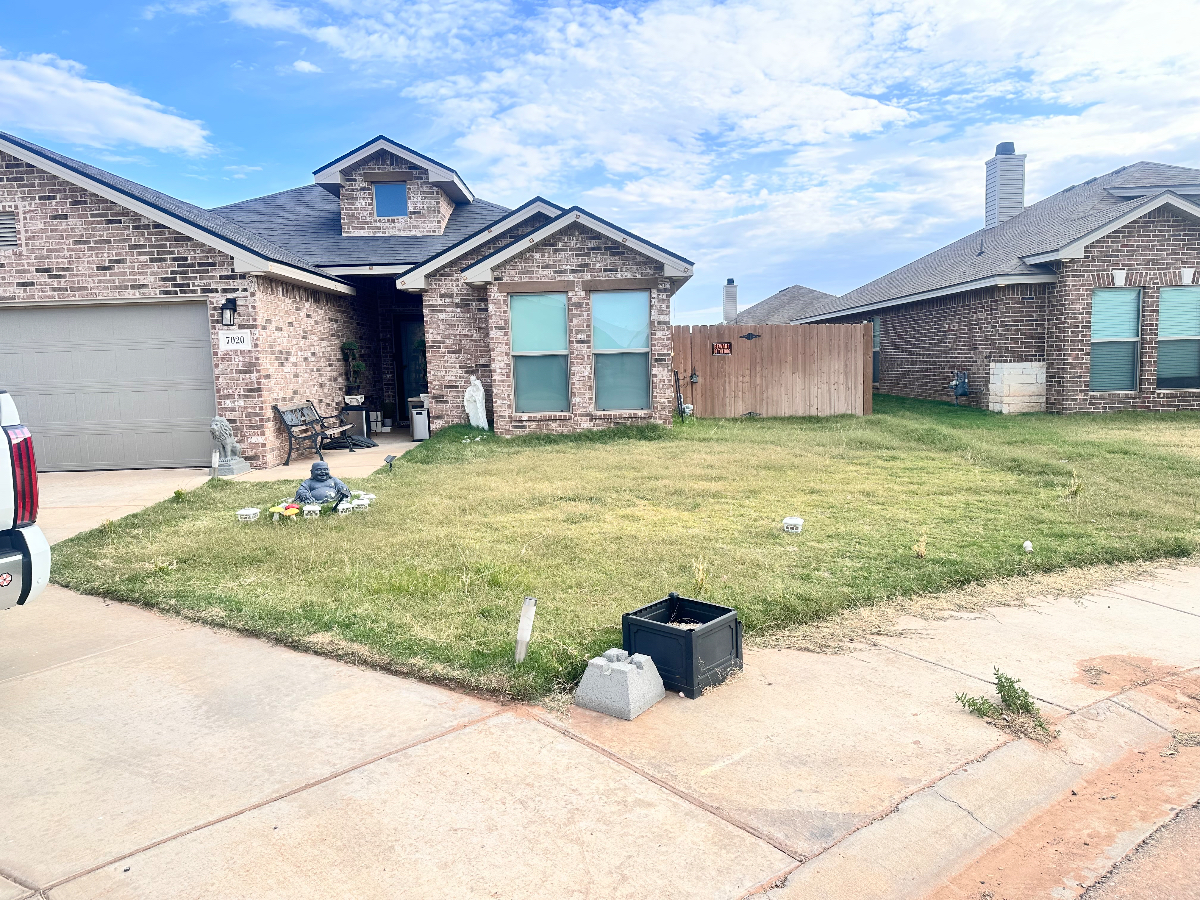 Nurse friendly location and neighborhood. No drama landlord as long as you are tidy and near we will - Photo 9