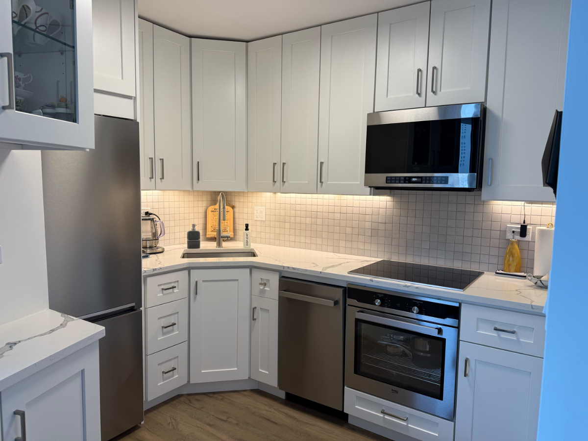 Newly designer updated 1bd/1ba w non-obstructed skyscrapers view, perfect walk score! (Rented, not available anymore)