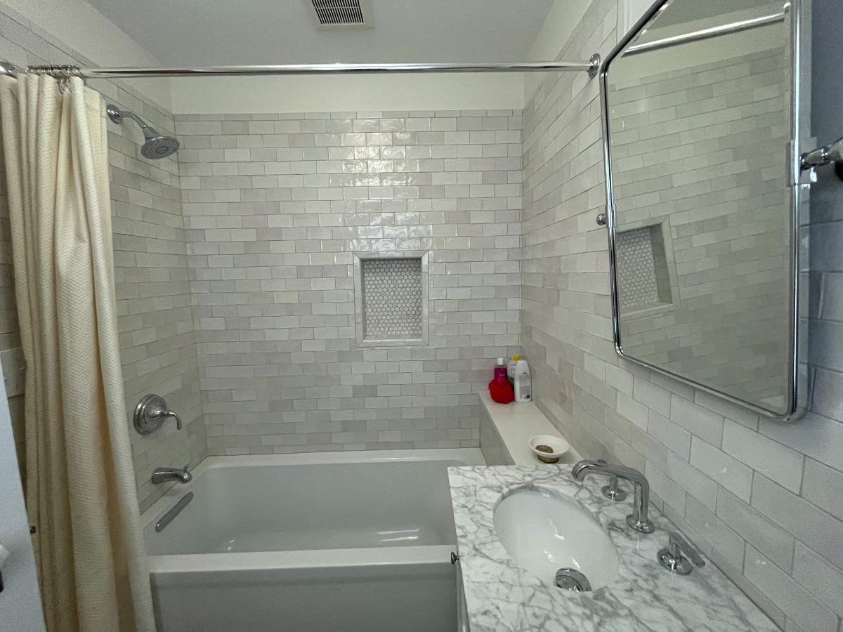 4 bedroom, 3.5 bath, pet friendly, walkable to Syracuse University, Upstate and Crouse hospitals, 2  - Photo 5