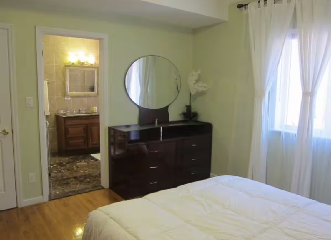 Spacious 3BR/2BA Furnished Home in Waterfront Sheepshead Bay | Free Parking - Photo 9