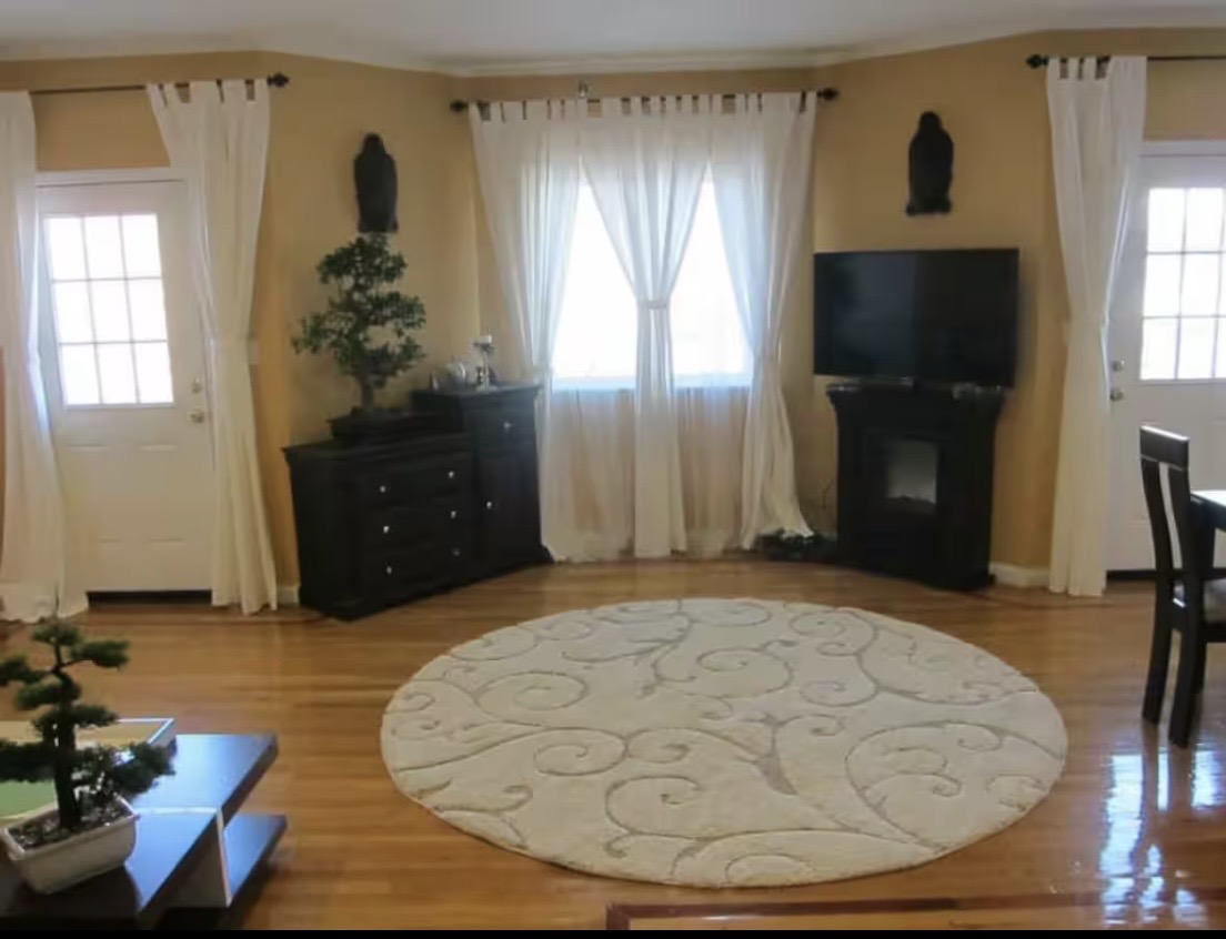 Spacious 3BR/2BA Furnished Home in Waterfront Sheepshead Bay | Free Parking - Photo 4