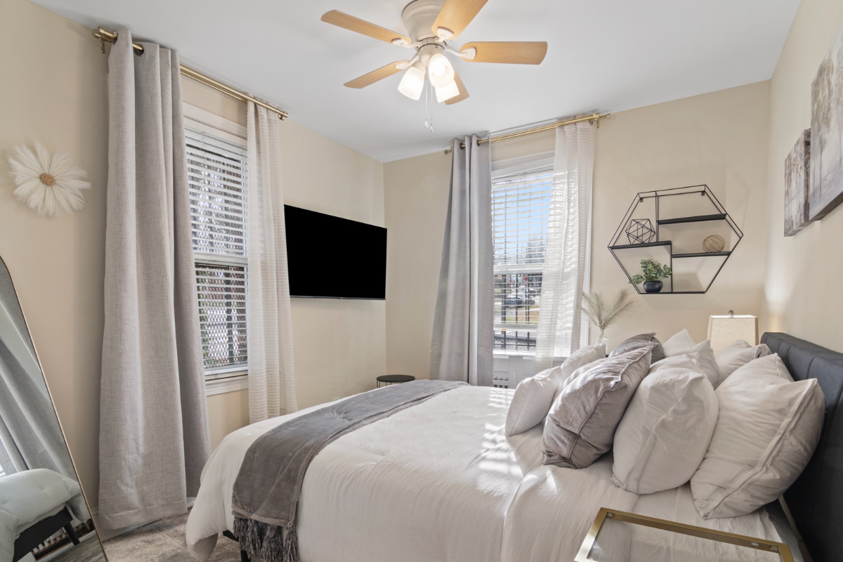 Quaint Gem - Comfortable, Cozy & Convenient - Photo 3