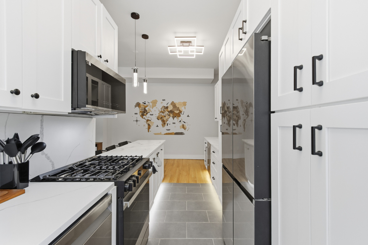 Large Private Apartment in Townhome with Rooftop Hot Tub and Capitol Views - Photo 7